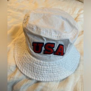 USA White Bucket Hat